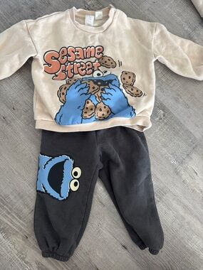 Sesame Street Cookie Monster Beige & Black Kids Sweatpants Set 12-18m H&M